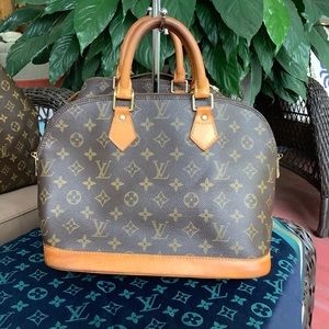🛍💯Louis Vuitton alma bag💕💕